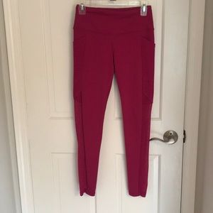 Victoria’s Secret Sport Knockout Tight Size Small